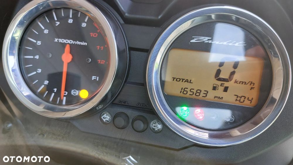 Suzuki Bandit - 7