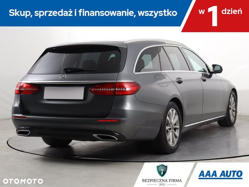 Mercedes-Benz Klasa E - 6