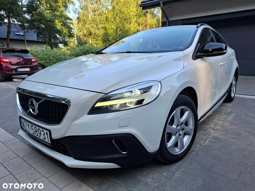 Volvo V40 Cross Country D3 Drive-E Dynamic Edition - 9