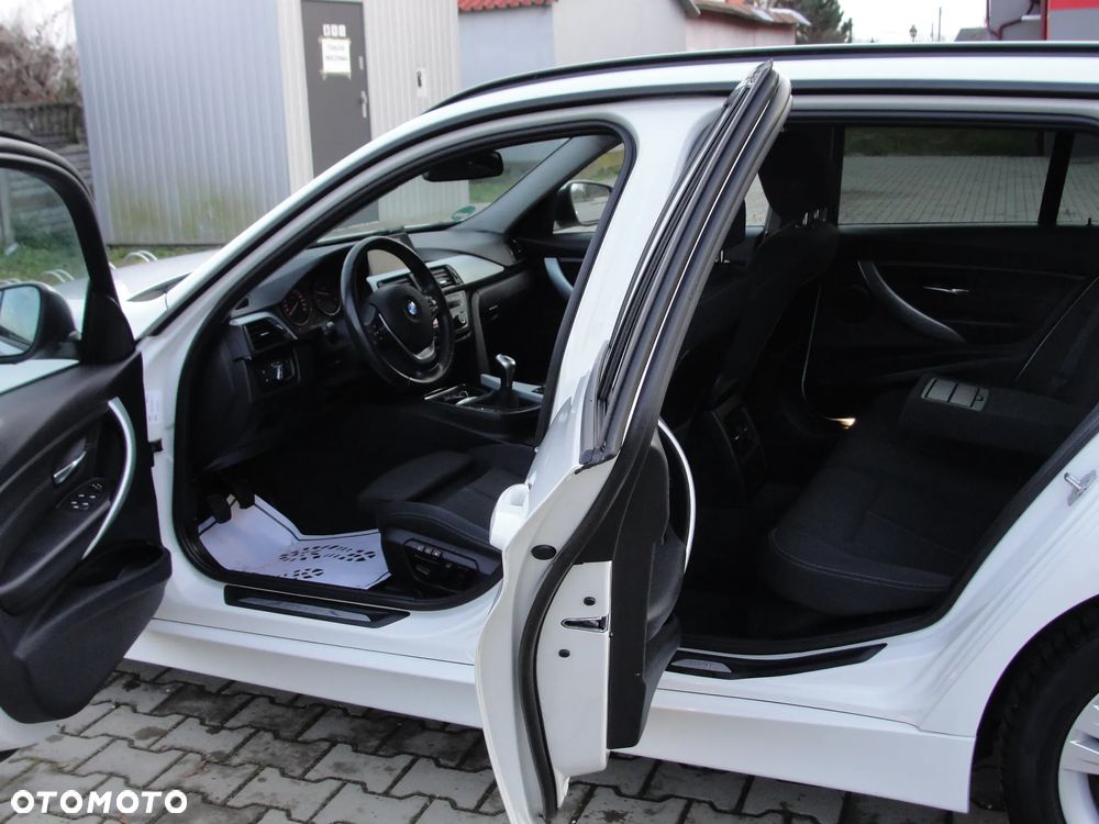 BMW Seria 3 318d Blue Performance Sport Line - 5