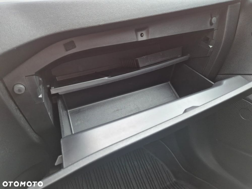 Ford Focus 1.5 EcoBoost Trend ASS - 17