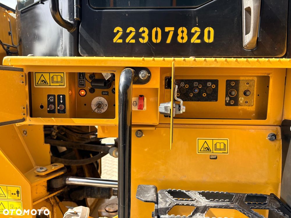 Caterpillar 950M - 9