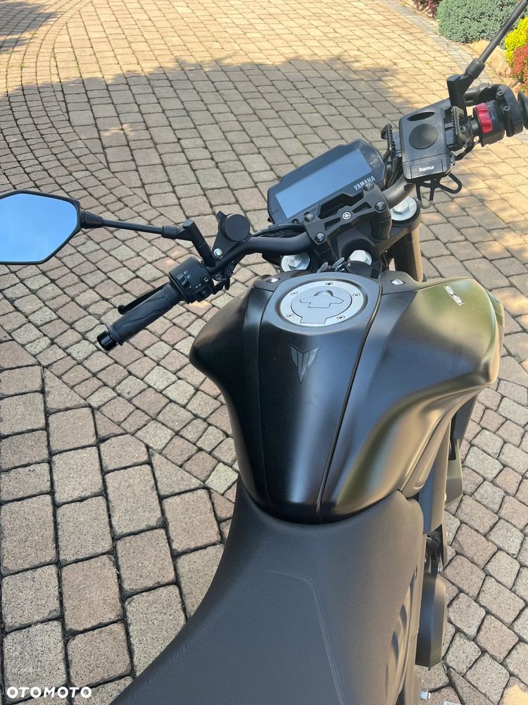 Yamaha MT - 3