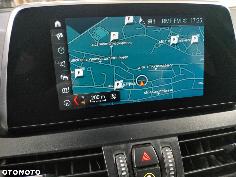 BMW Seria 2 218i - 9