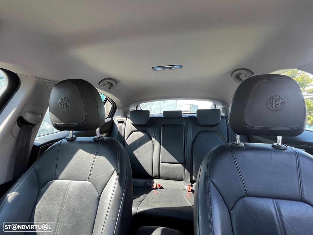 Alfa Romeo Stelvio 2.2 D Super AT8 - 49