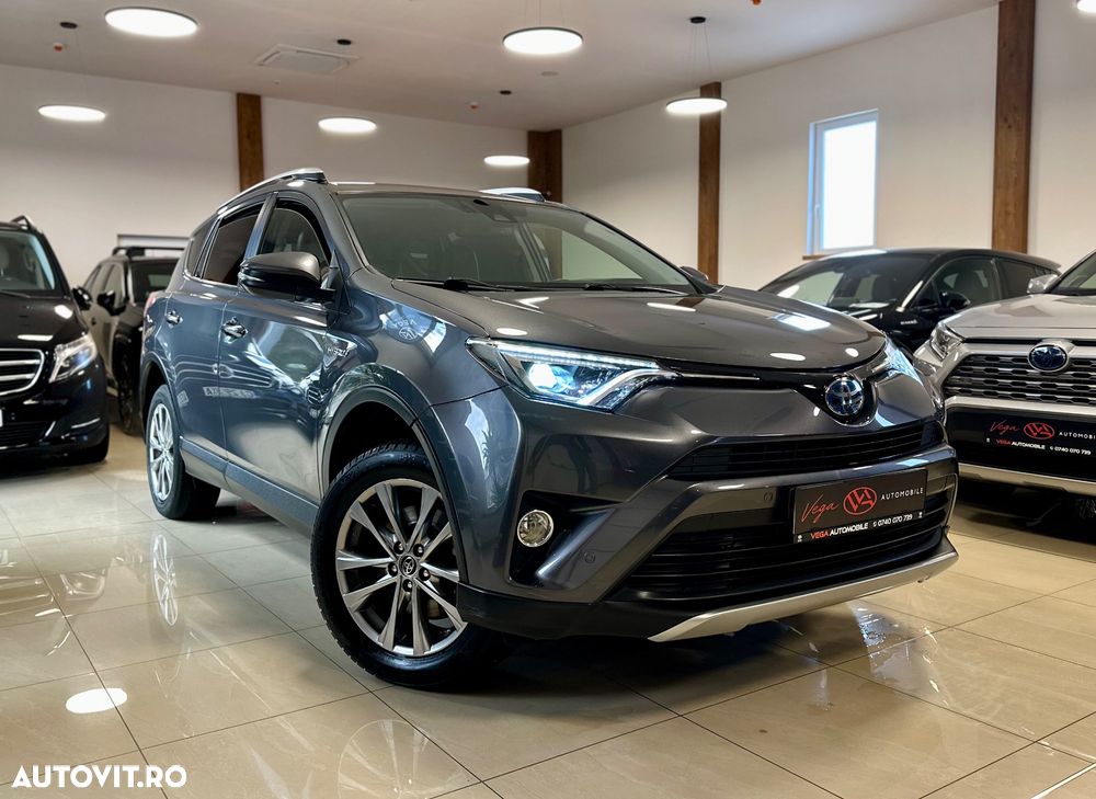 Toyota RAV4 - 4