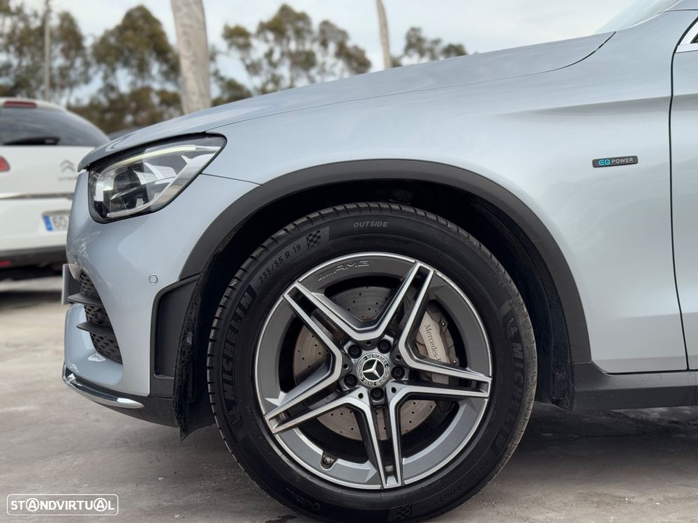 Mercedes-Benz GLC 300 de 4Matic 9G-TRONIC AMG Line - 29