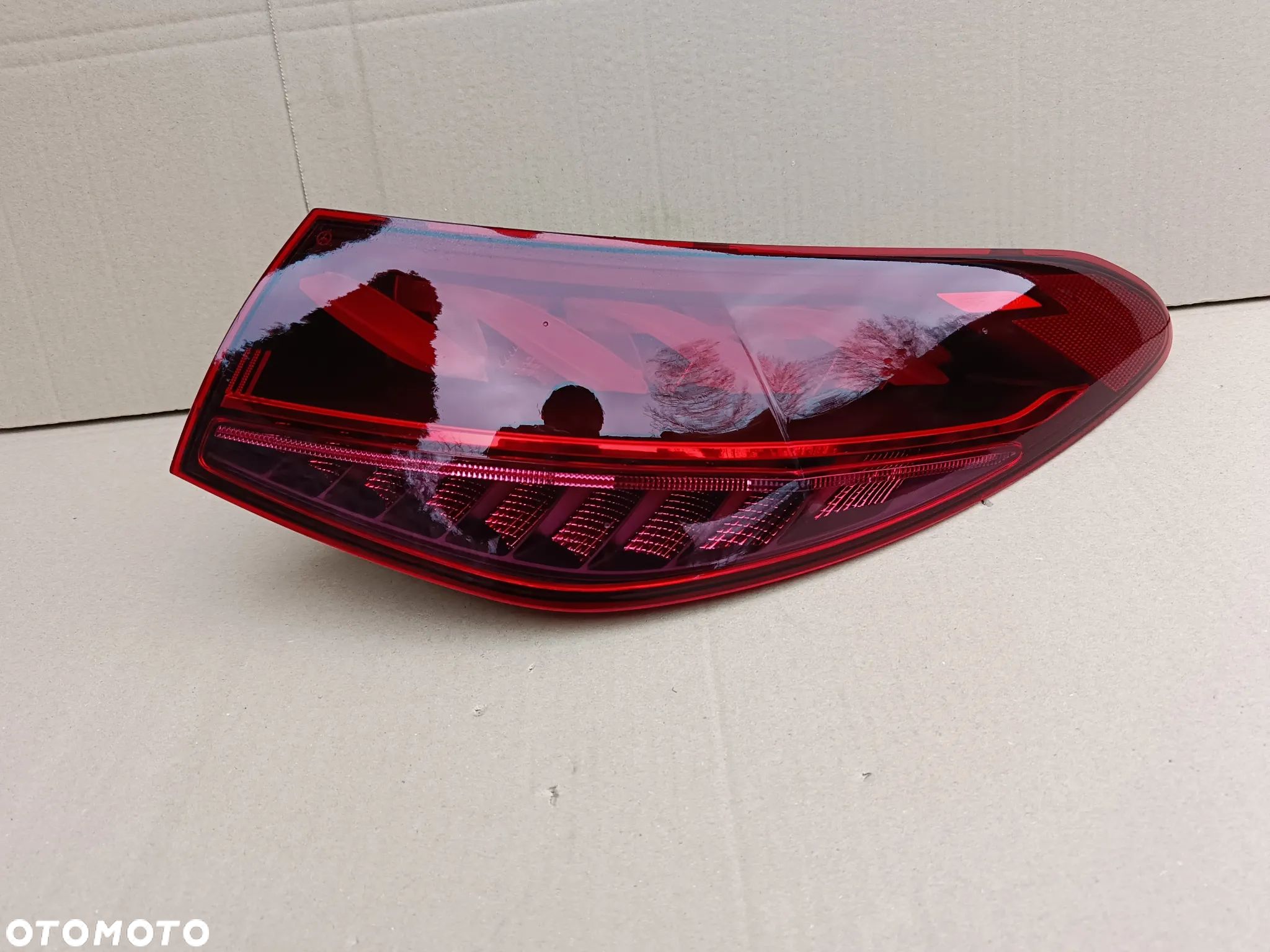 Lampa tylna tył tylnia prawa LED Mercedes EQE Coupe W295 oryg A295 - 1