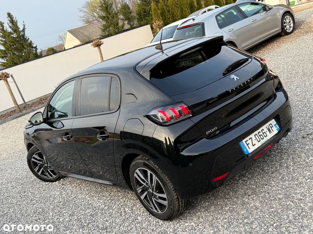 Peugeot 208 PureTech 100 Allure - 16