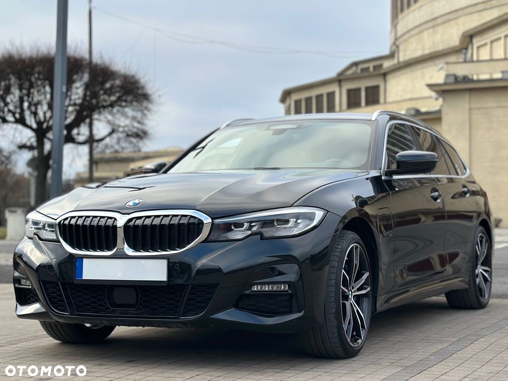 BMW Seria 3 330e iPerformance M Sport - 1