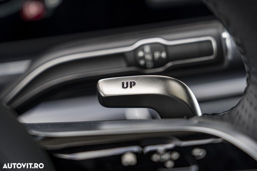 Mercedes-Benz GLE - 29