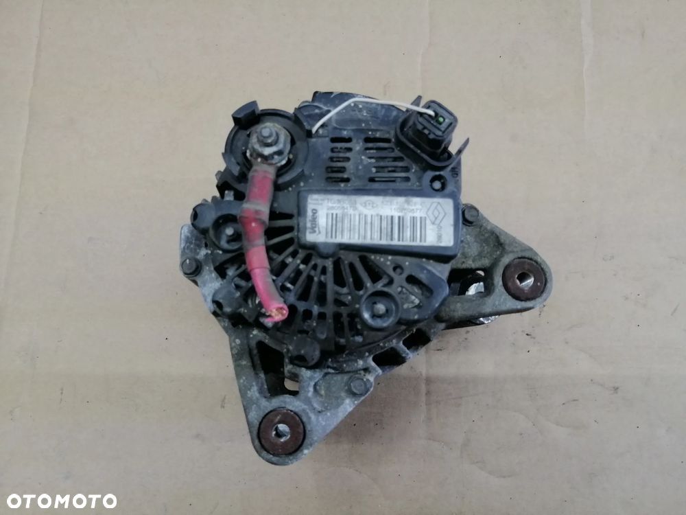 Dacia Duster Logan 1.6 T-CE alternator Valeo 8200810621-C TG9B053 - 6