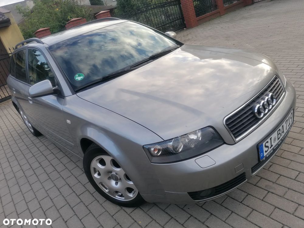 Audi A4 Avant 2004 photo 3