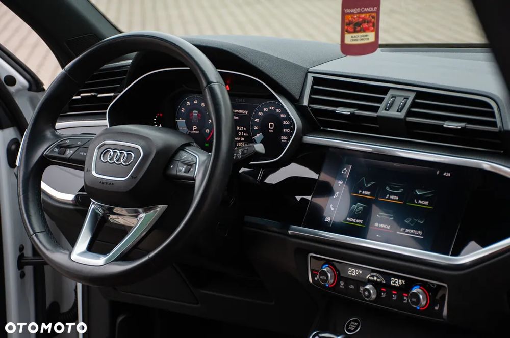 Audi Q3 45 TFSI Quattro S-Line S tronic - 16
