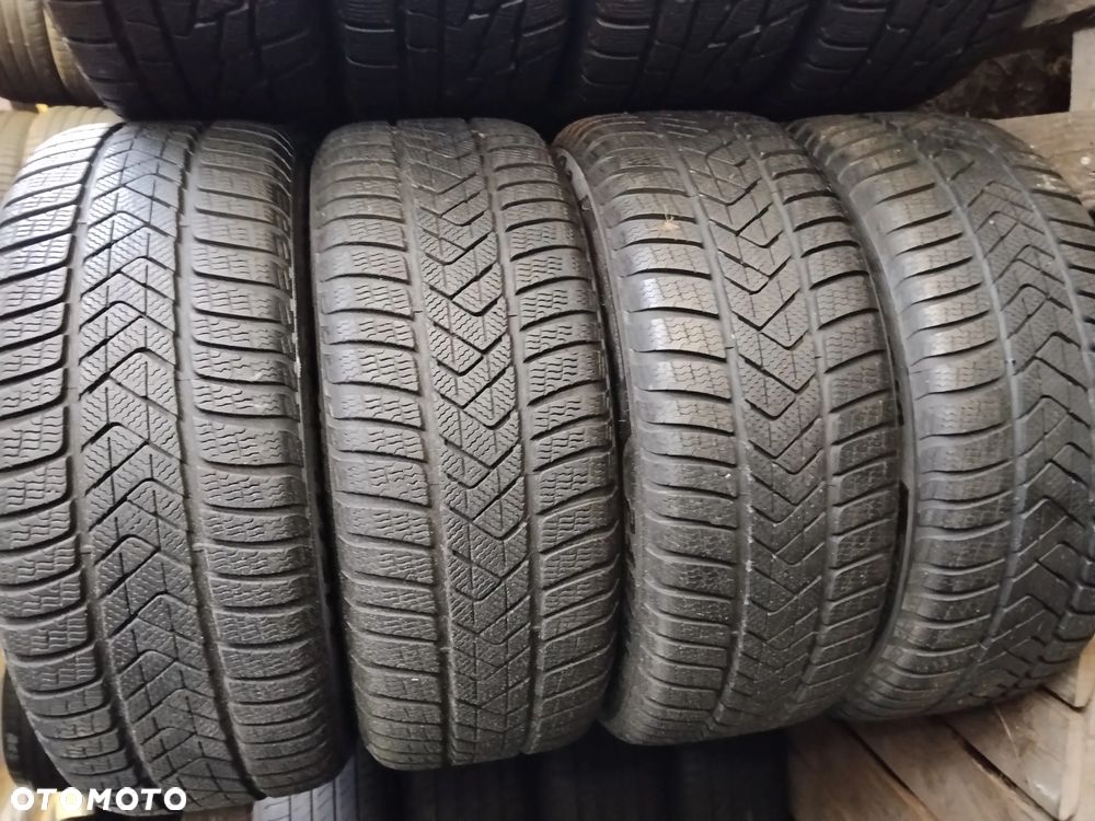 4x Pirelli Winter Sottozero 3 245/45/18 100V - 1