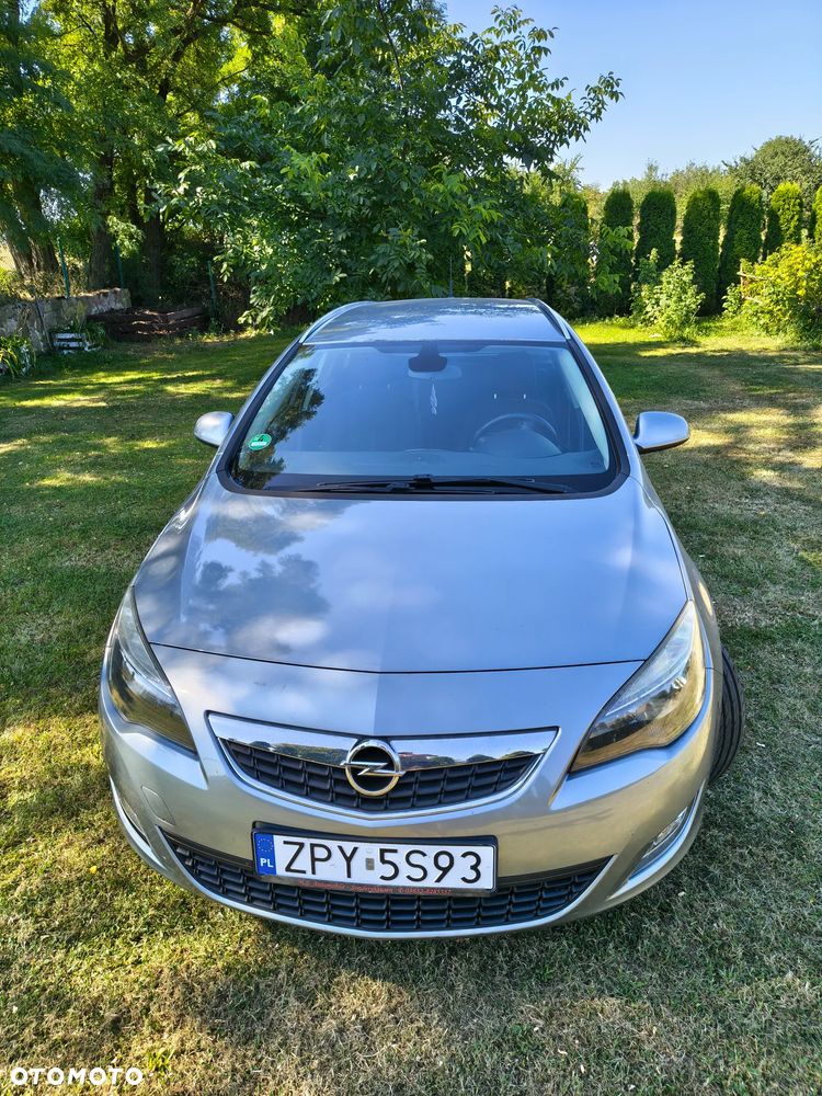 Opel Astra 1.4 T Enjoy - 10