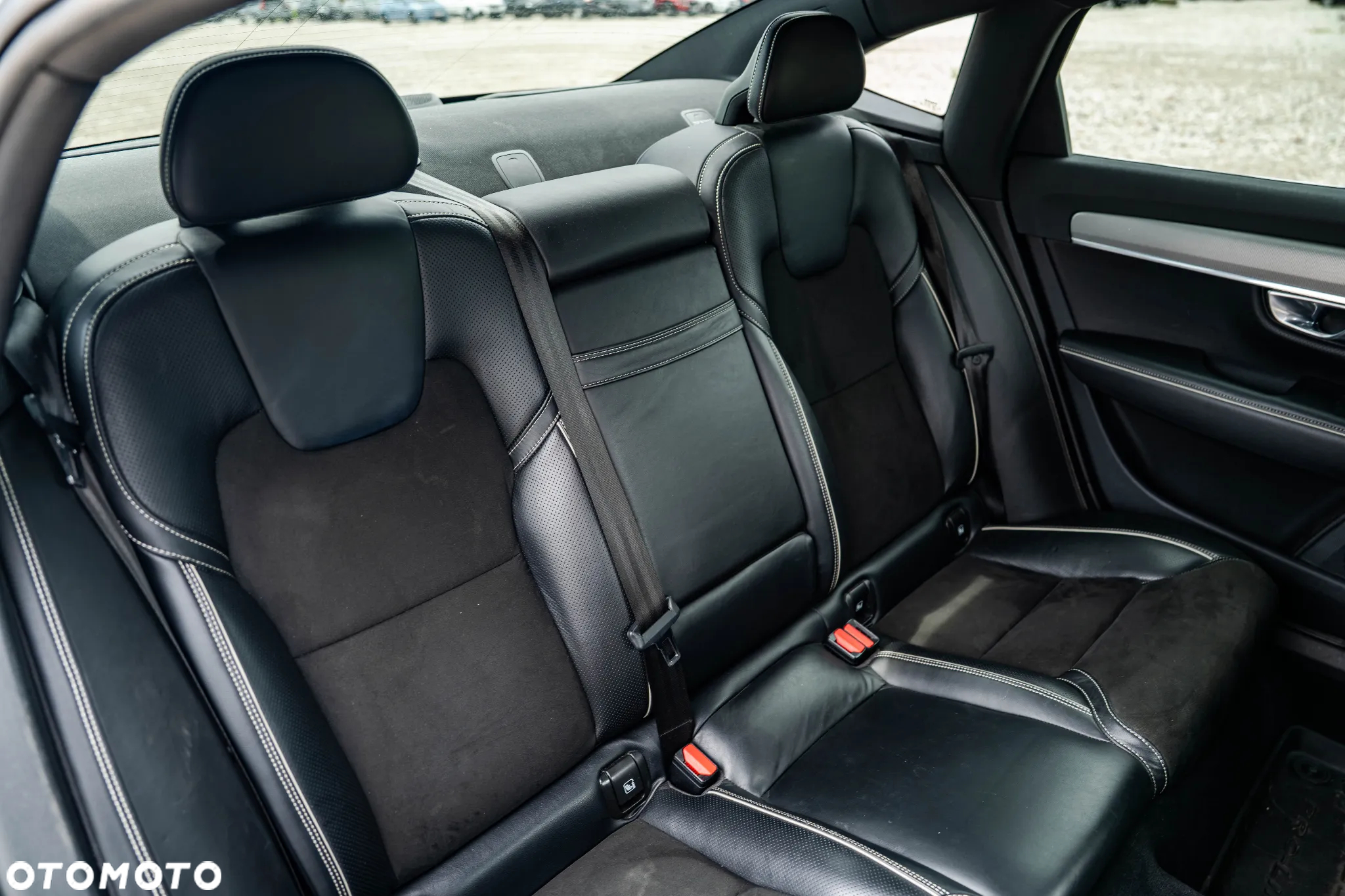 Volvo S90 D5 AWD Geartronic R Design - 22