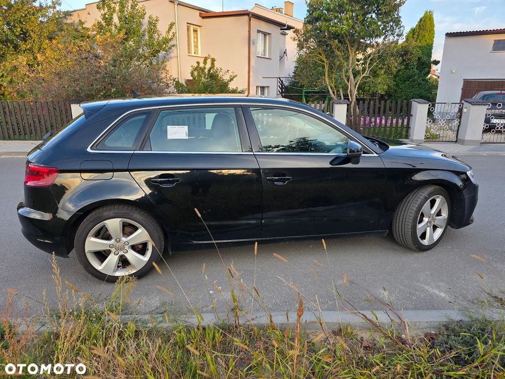 Audi A3 Sportback - 2