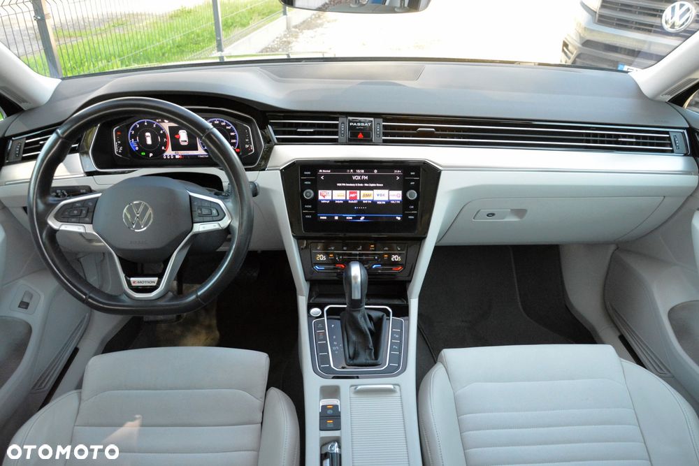 Volkswagen Passat Variant 2.0 TSI 4Mot Elegance DSG - 13