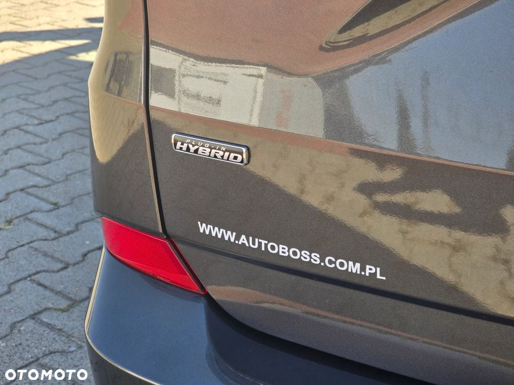 Ford Tourneo Custom 2.5 PHEV CVT 340 L2 Titanium X - 19