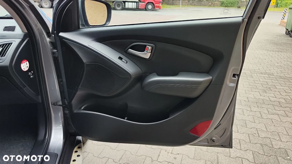 Hyundai ix35 1.6 2WD blue Style - 32