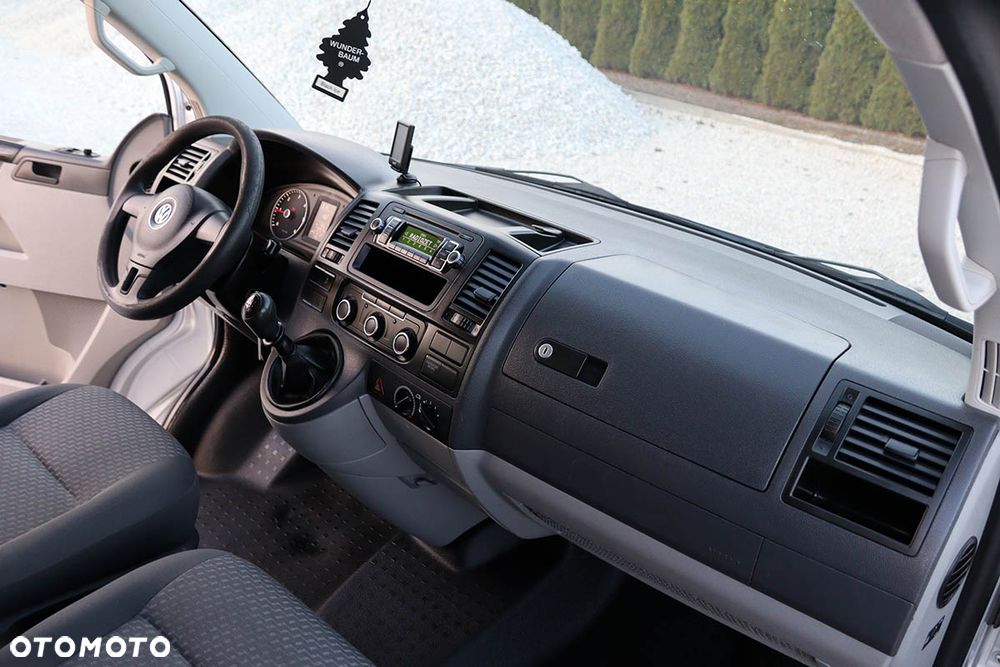 Volkswagen Transporter - 22