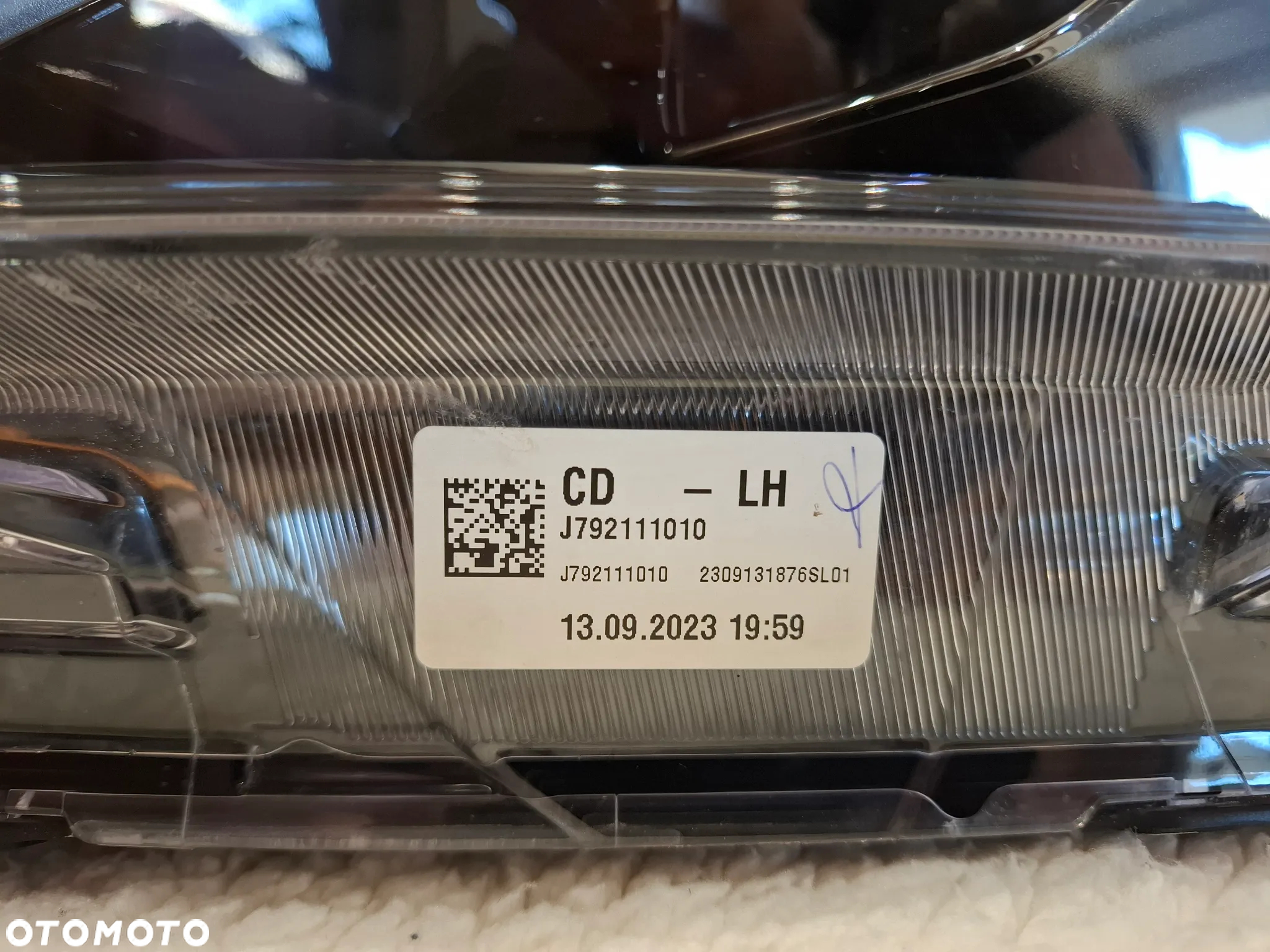 Lampa przednia lewa KIA PROCEED GT 2023 - 6