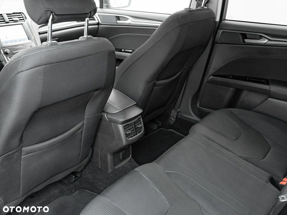 Ford Mondeo 2.0 EcoBlue Titanium - 23