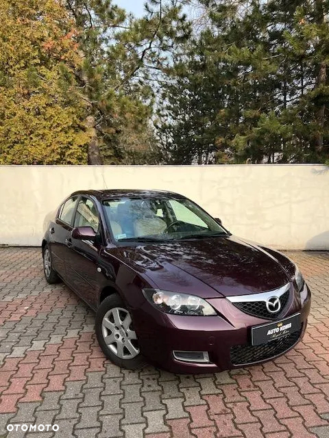 Mazda 323 - 2