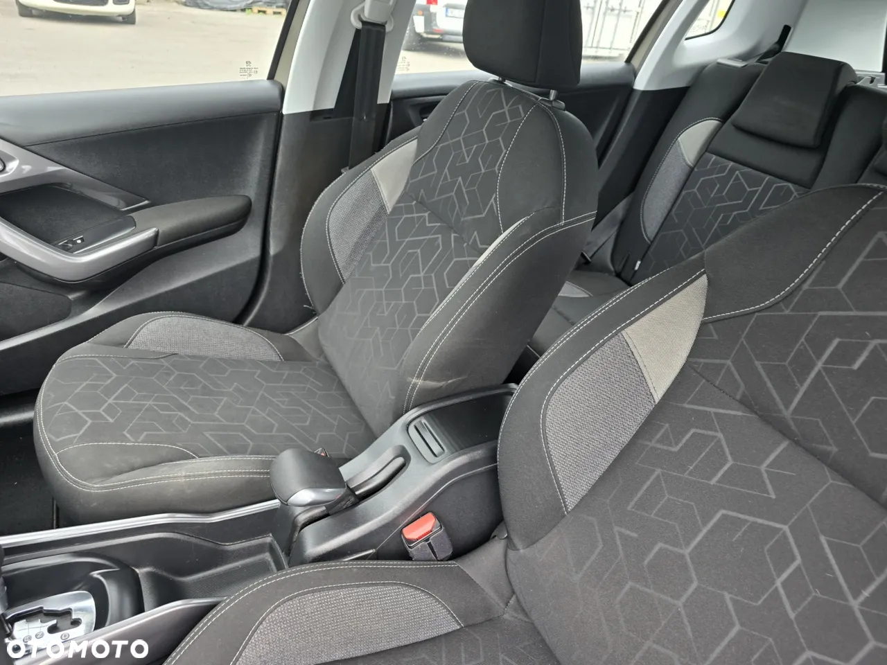 Peugeot 2008 PureTech 110 Stop&Start EAT6 Active - 16