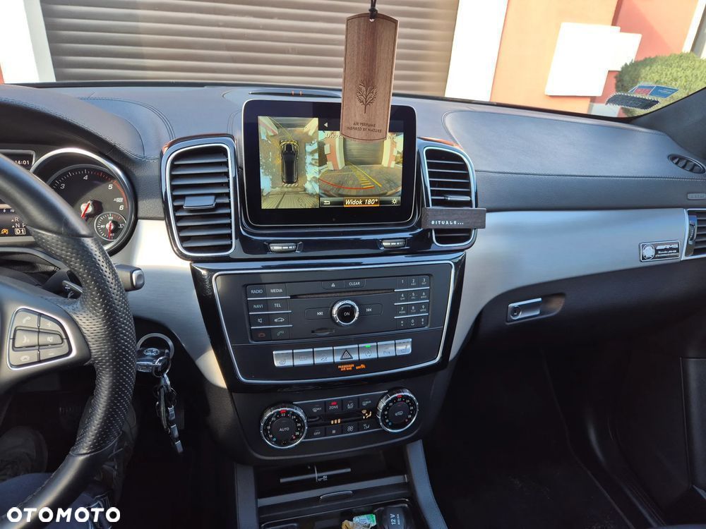 Mercedes-Benz GLE 350 d 4-Matic - 15
