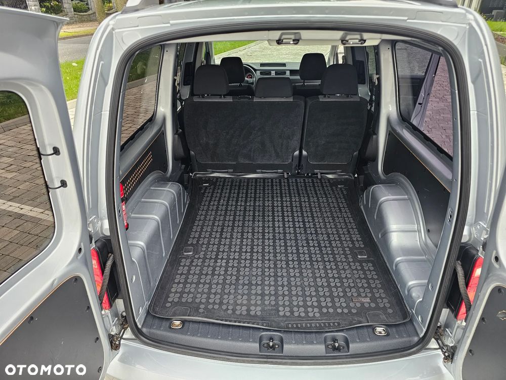 Volkswagen Caddy Maxi 2.0 TDI Comfortline - 25