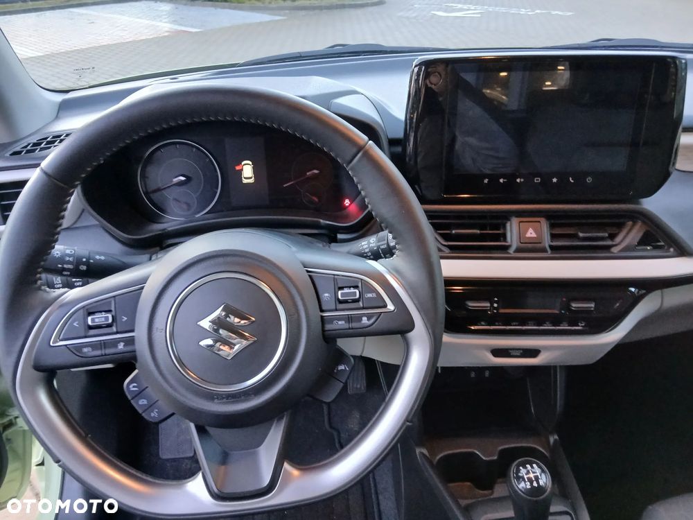 Suzuki Swift ver-1-2-dualjet-shvs-premium-plus - 10