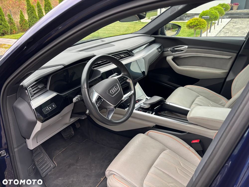 Audi e-tron 55 Quattro S line - 9