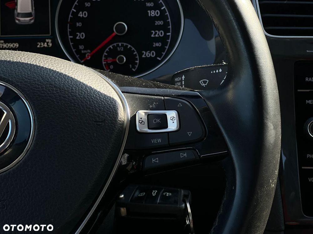 Volkswagen Golf - 19