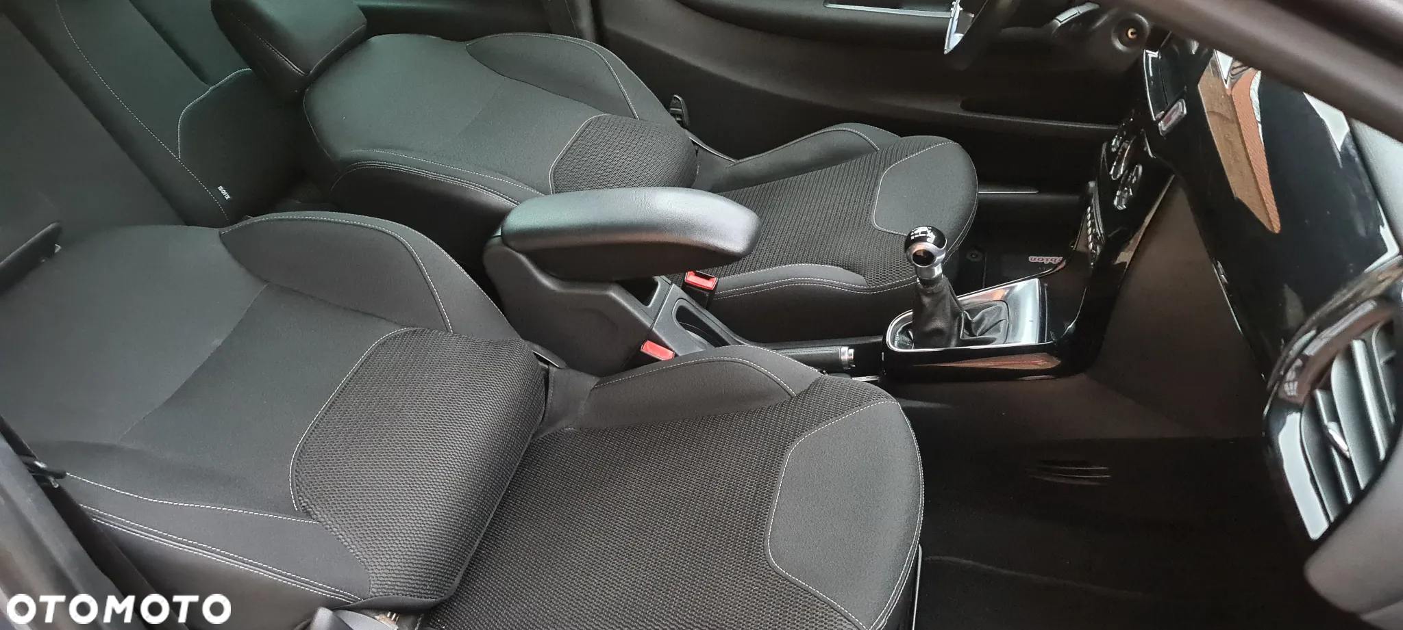 Citroën DS3 VTi 120 SoChic - 12