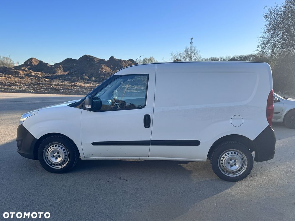 Opel Combo - 1