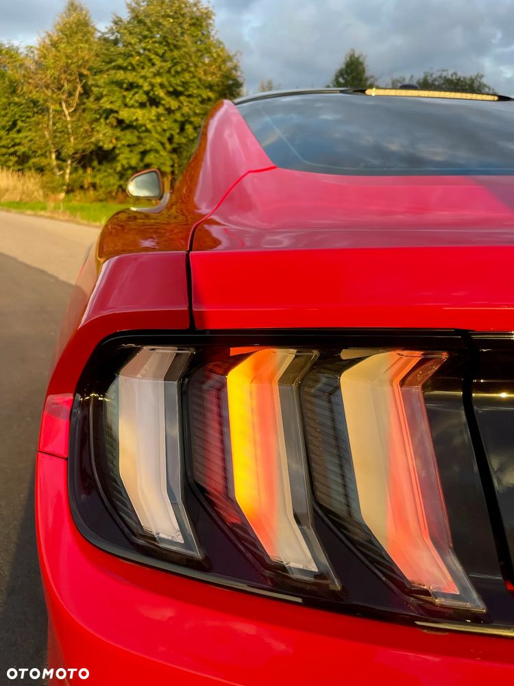 Ford Mustang - 16