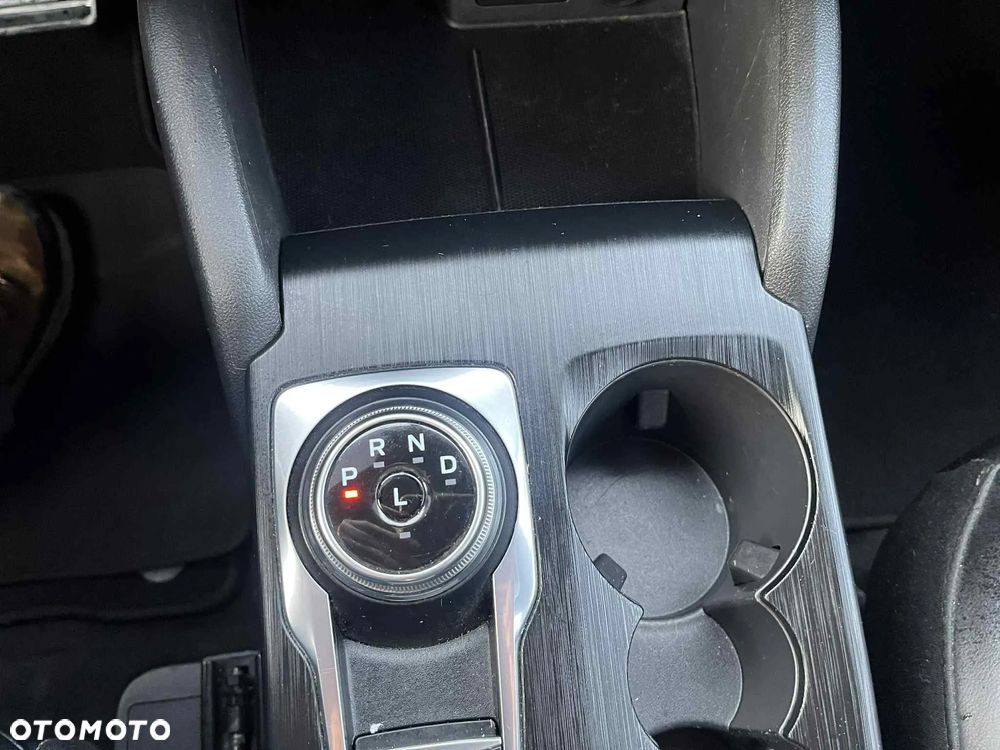 Ford Kuga 1.5 EcoBoost ST-LINE - 23