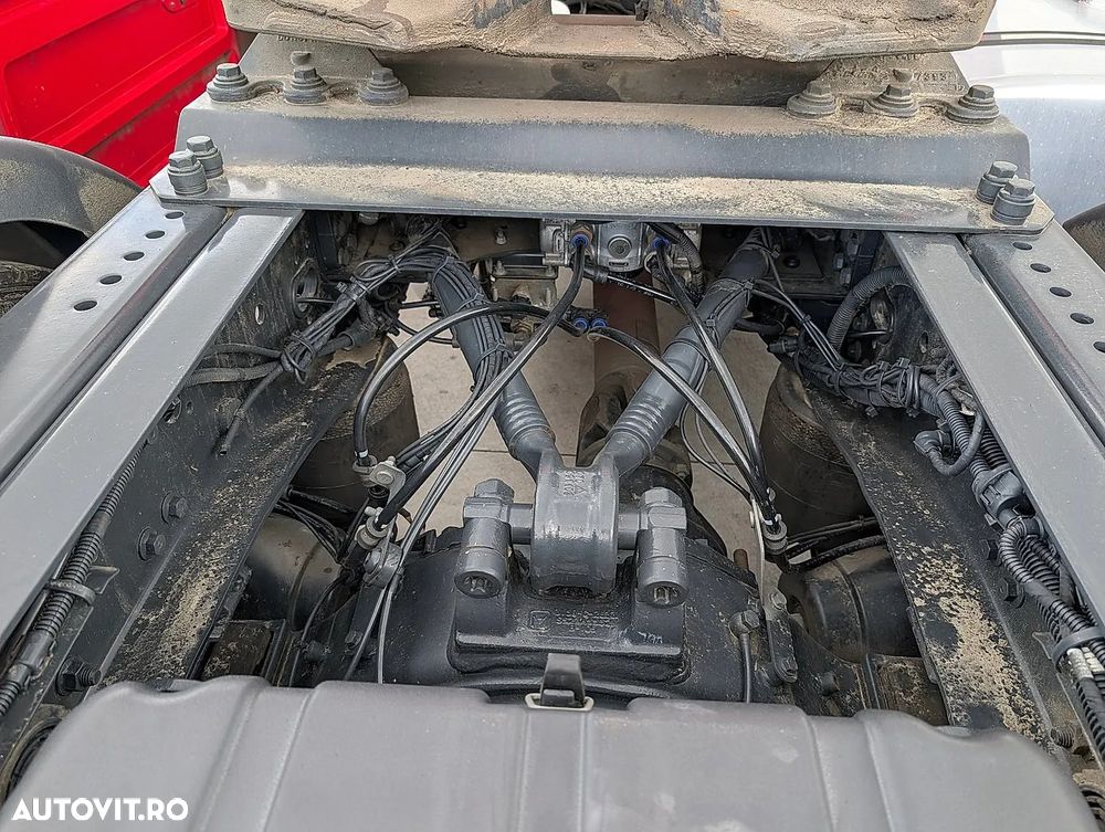 Iveco S-Way 490 - 25