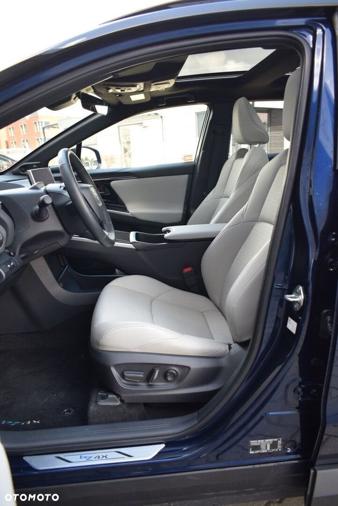 Toyota bZ4X 71.4kWh 4x4 Executive - 8
