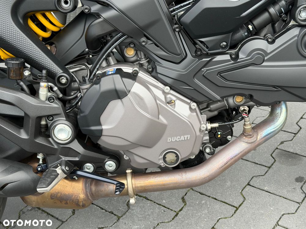 Ducati Monster - 16
