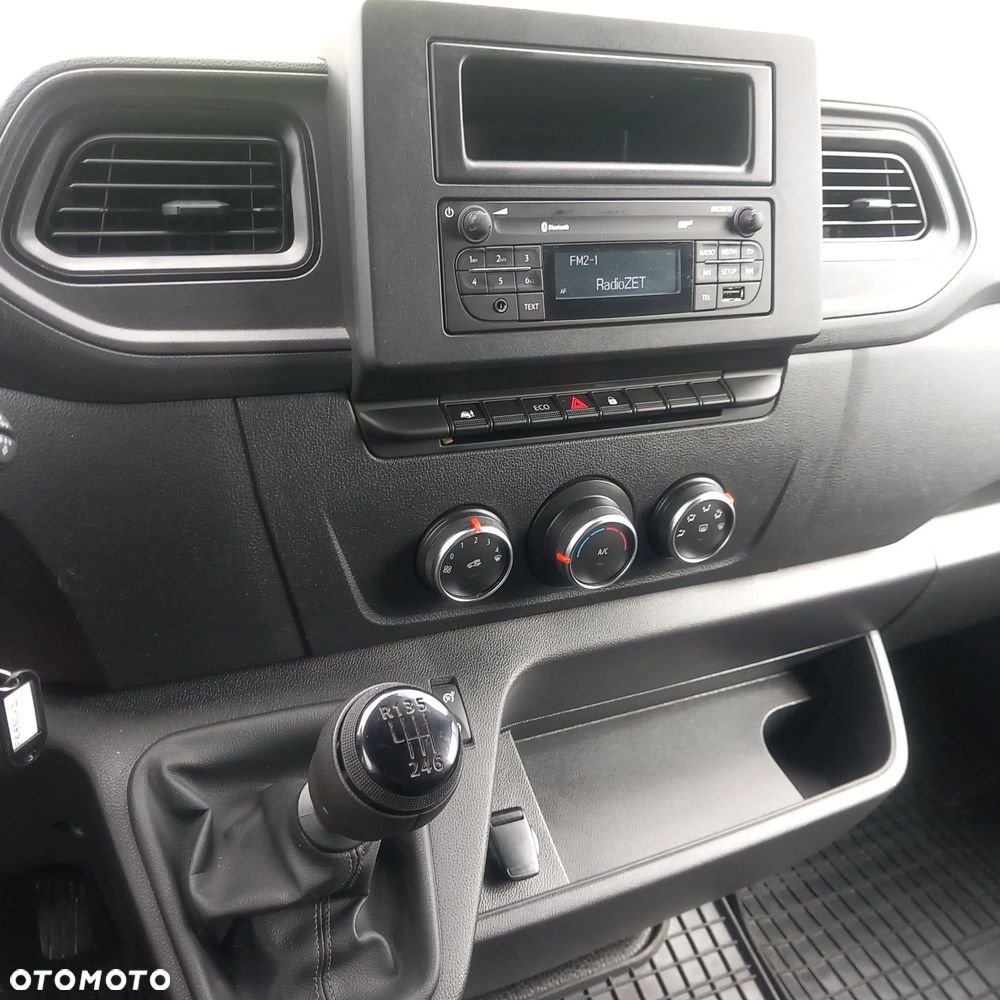 Renault Master - 30