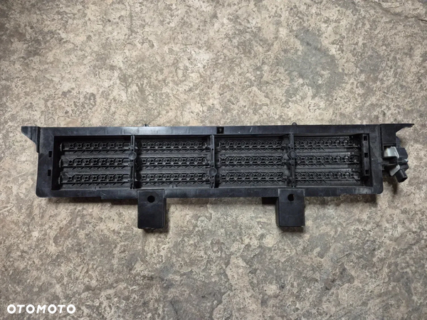 Żaluzja kierownica powietrza Renault Twingo III A24041153212 620C46066R 214E11600R 620C42798R