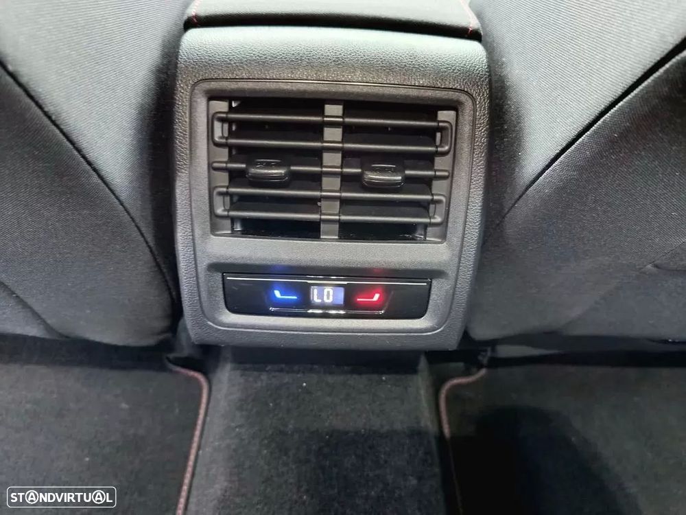 VW Golf 2.0 TSI GTI DSG - 27