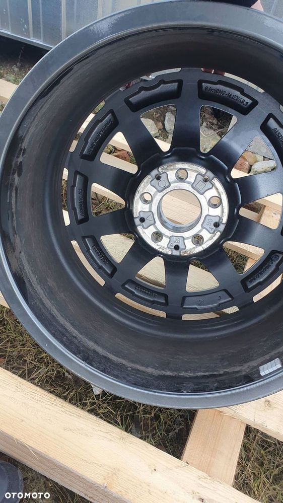felga mercedes c-klasa w206 a206 amg 8x18" et43.1 a2064012100 - 5