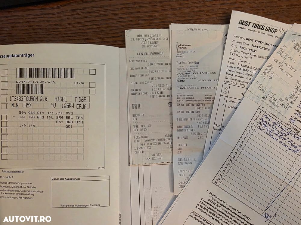 Volkswagen Touran 2.0 TDI Highline DSG - 39