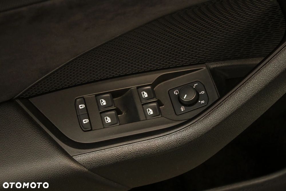 Skoda Octavia 2.0 TDI DSG 4x4 RS Plus - 30