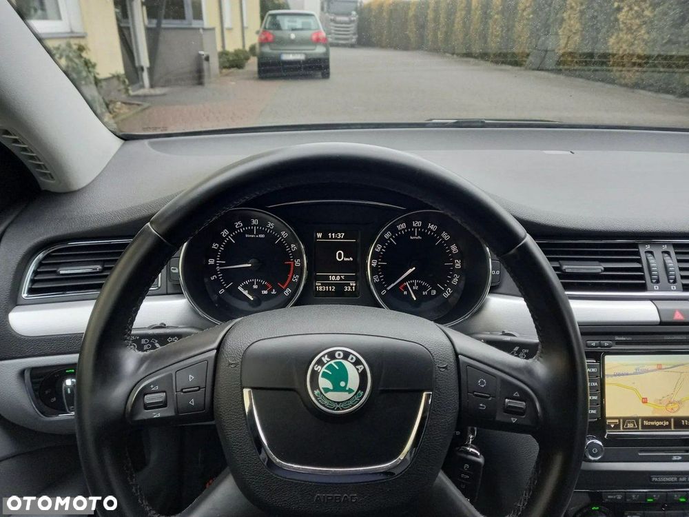 Skoda Superb 1.6 TDI Platinum - 29