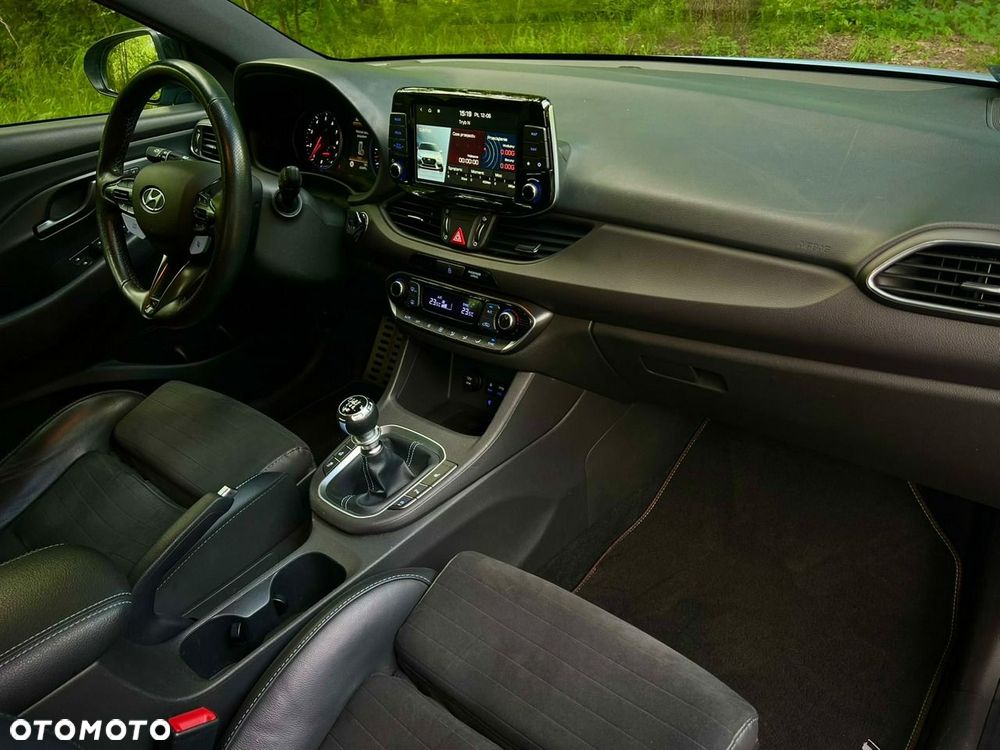 Hyundai i30 N 2.0 T-GDI Performance - 13
